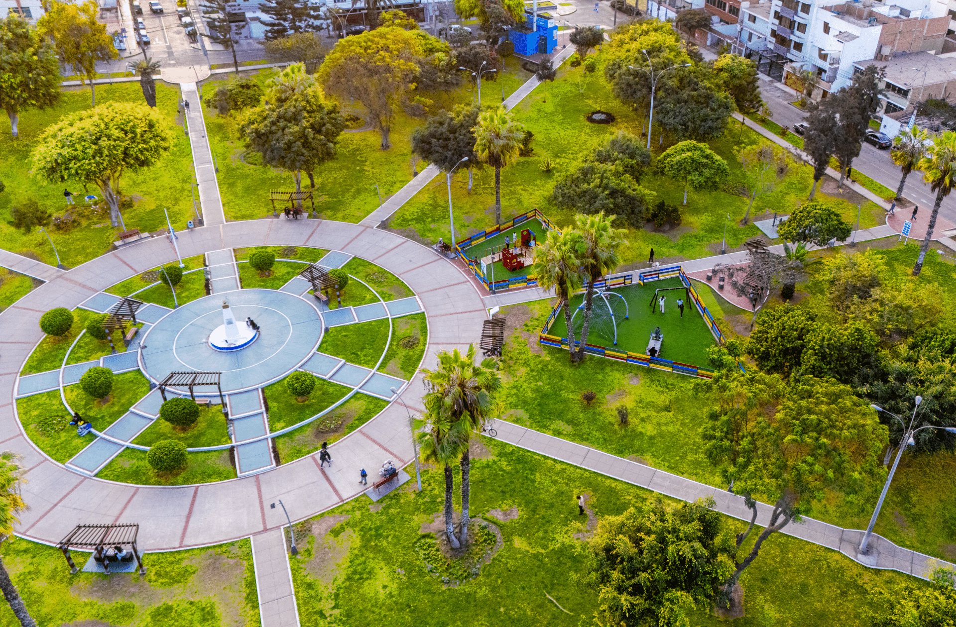 Ventajas de comprar un departamento frente a parque.